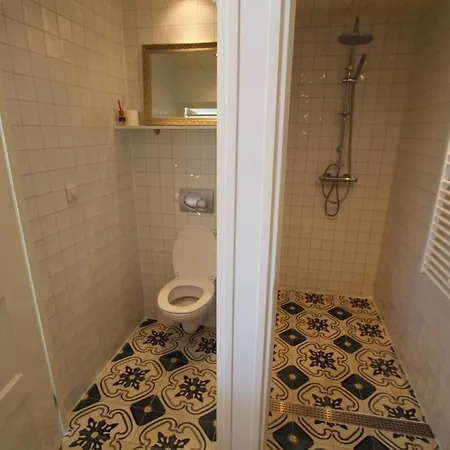 Kust 2 אגמונד אן זי