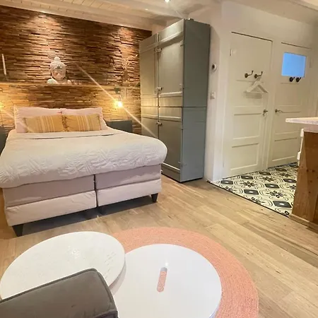 Kust 2 אגמונד אן זי