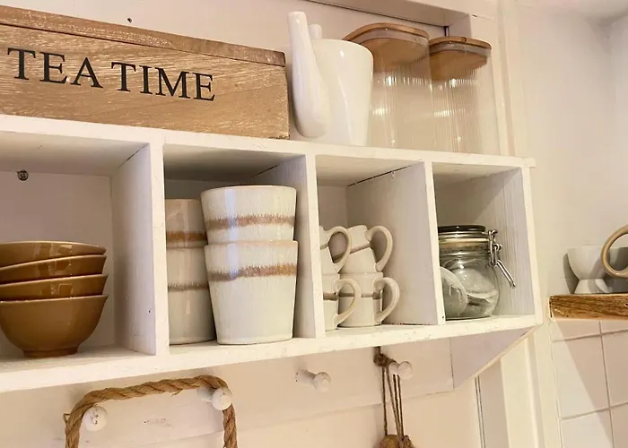 Kust 2 * 에크몬드안지